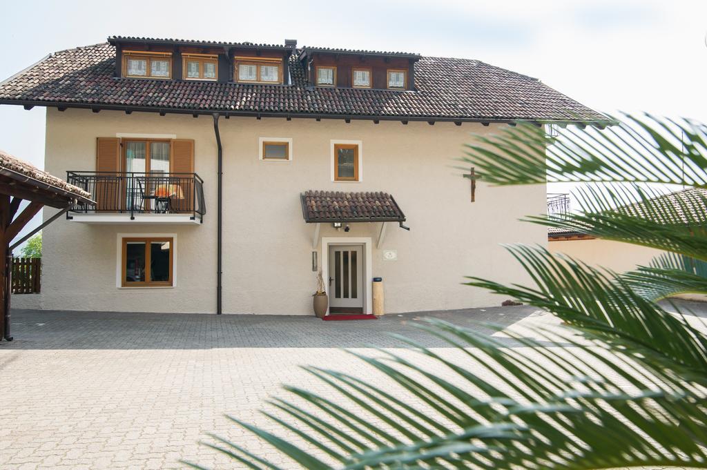 Garni Gartenheim Caldaro Ngoại thất bức ảnh